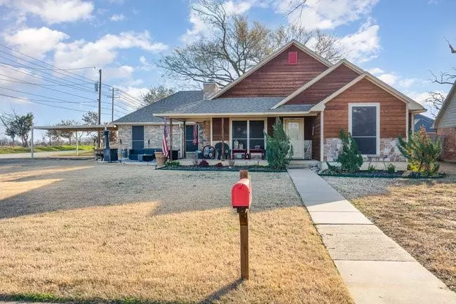 622 Brockett Street, Aubrey, TX 76227