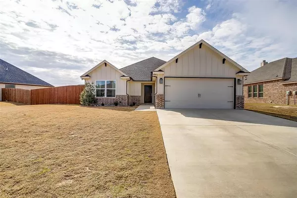 Godley, TX 76044,203 Harp Avenue