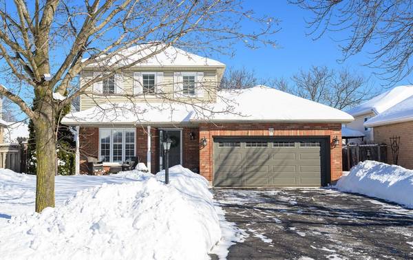 94 COLONIAL CRES,  Grimsby,  ON L3M 5H4