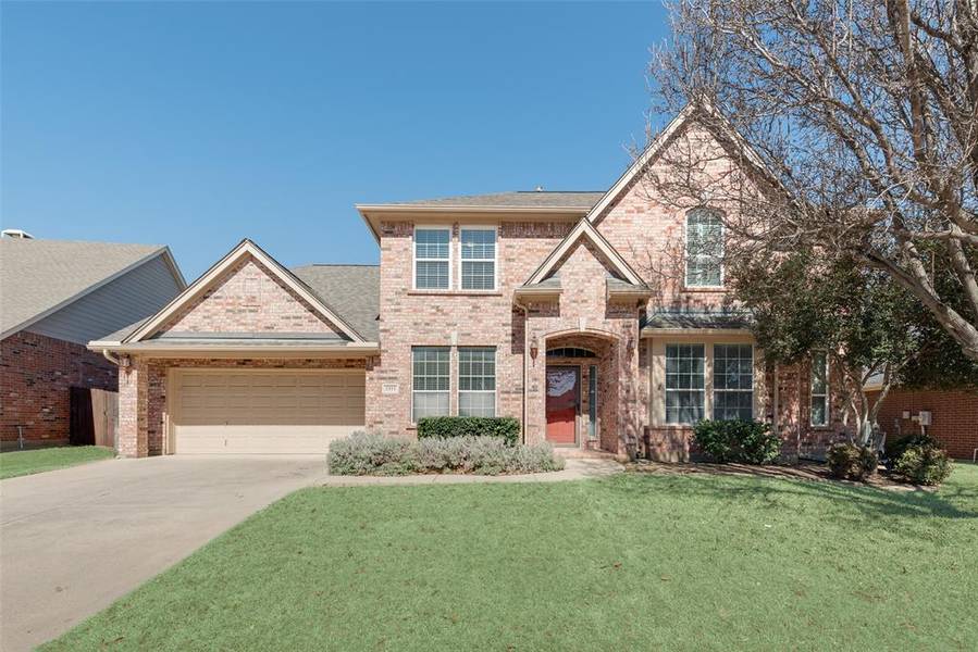 2311 Point Star Drive, Arlington, TX 76001