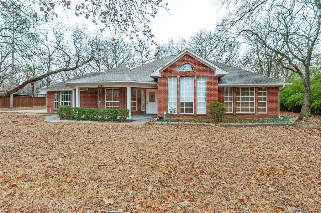 1070 Oak Hollow Lane, Combine, TX 75159