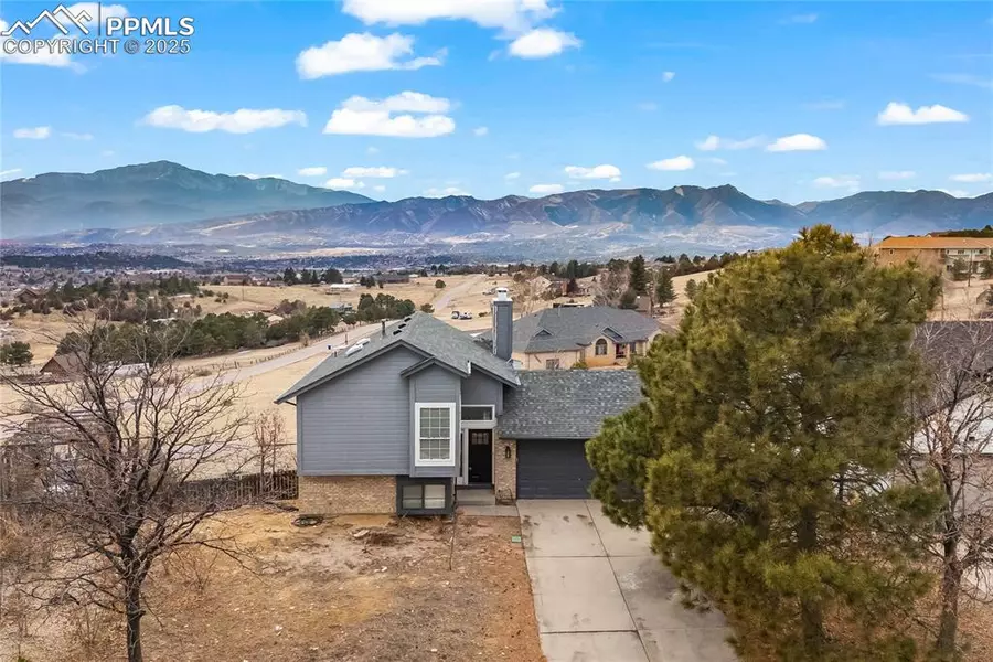 7380 Liberty Bell DR, Colorado Springs, CO 80920