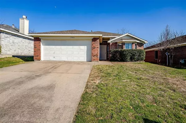 2505 Nogales Drive, Fort Worth, TX 76108