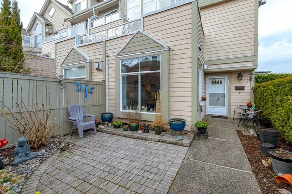 Sidney, BC V8L 1Z4,2250 James White Blvd #107