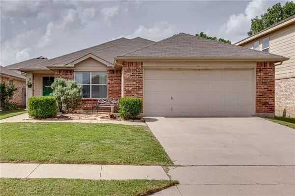 2129 Franks Street, Fort Worth, TX 76177