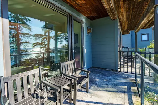 596 Marine Dr #1402, Ucluelet, BC V0R 3A0