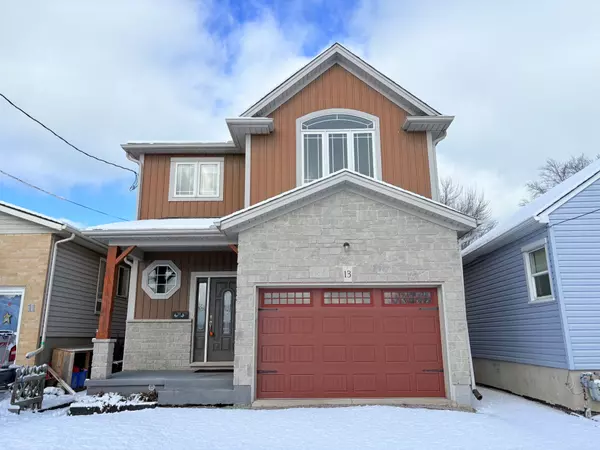 13 Stepney ST, St. Catharines, ON L2M 1P9