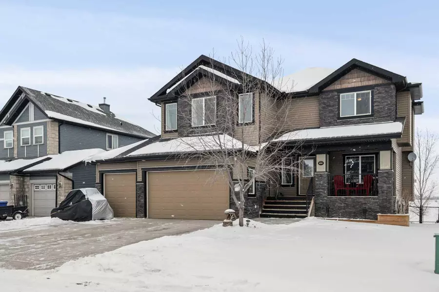 565 Boulder Creek CIR Southeast, Langdon, AB T0J 1X3