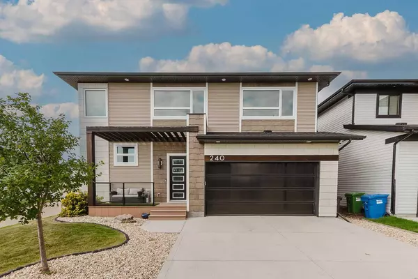 240 Ellington CRES, Red Deer, AB T4P 3E1