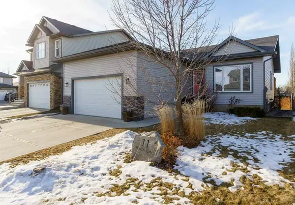 11 Bondar Gate, Carstairs, AB T0M 0N0