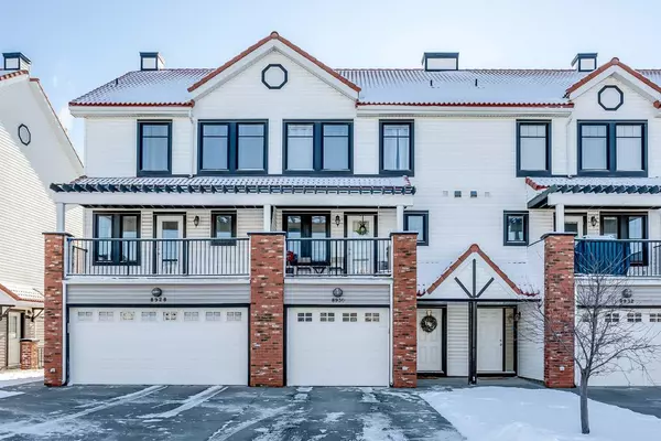 8930 Royal Oak WAY Northwest, Calgary, AB T3G6B4