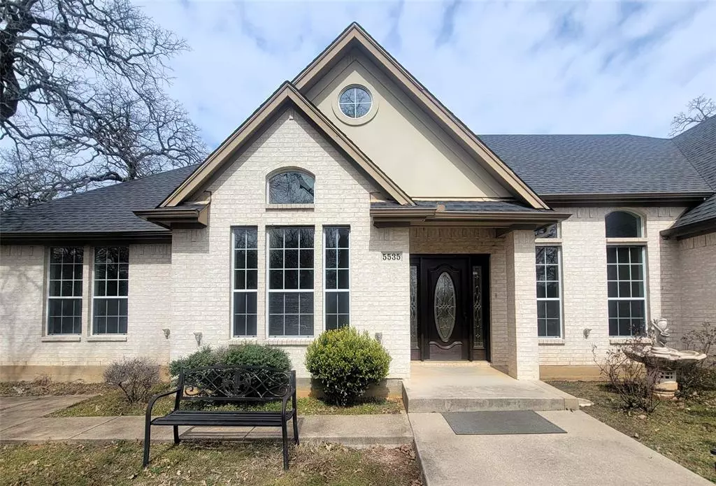 Fort Worth, TX 76140,5535 Whispering Oaks Lane