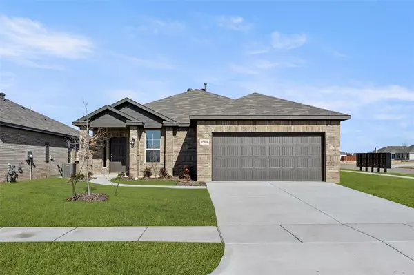 1900 Cheyenne Drive, Cleburne, TX 76033