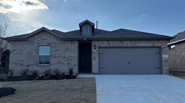 9628 SPRINGMILL Lane, Fort Worth, TX 76036