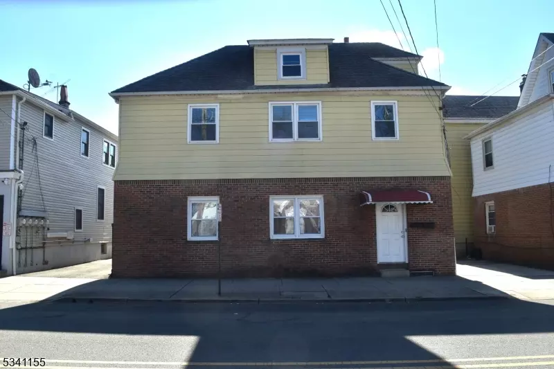 182 Main St, Garfield City, NJ 07026