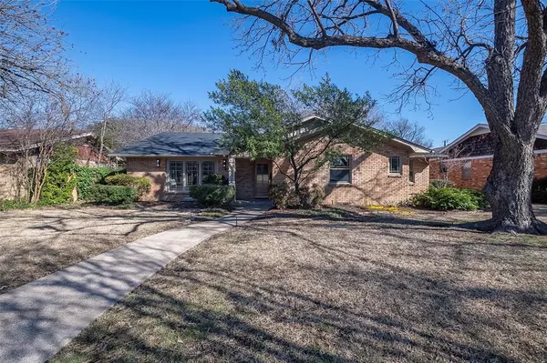 Dallas, TX 75228,8925 Forest Cliff Drive