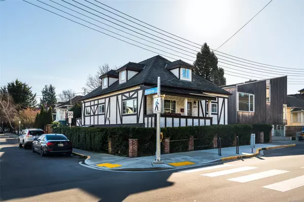 Victoria, BC V8T 2Y8,2023 Fernwood Rd