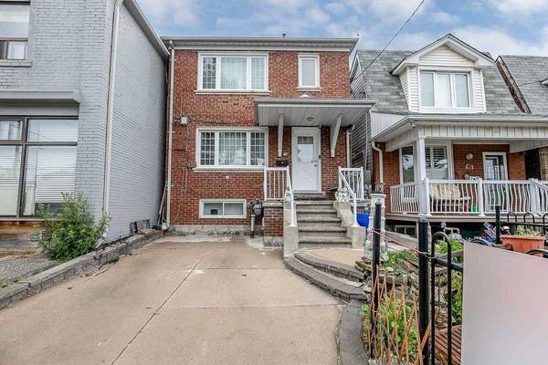 76 Teignmouth AVE #Upper, Toronto W03, ON M6E 1S9