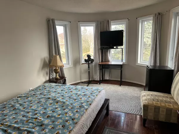 Pickering, ON L1X 2M8,2372 Wildwood CRES #Bedroom