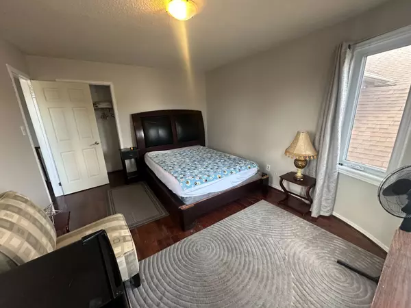 Pickering, ON L1X 2M8,2372 Wildwood CRES #Bedroom