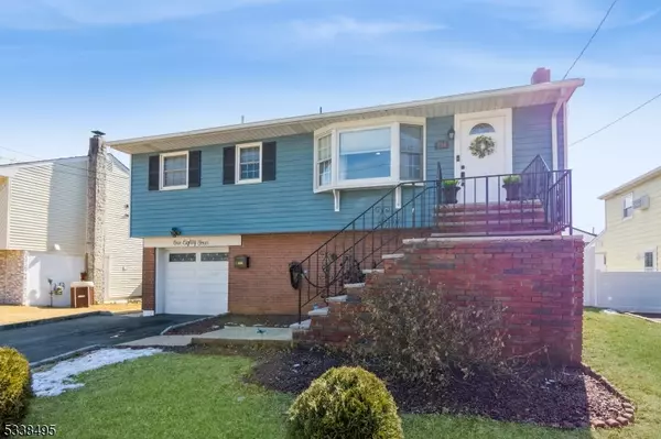 184 E Henry Pl, Woodbridge Twp., NJ 08830