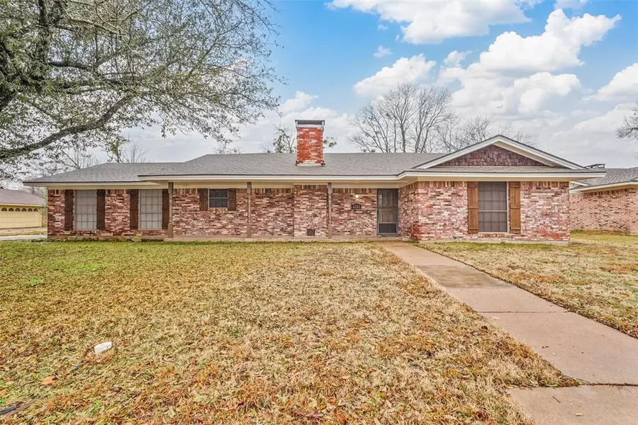 2711 Marshall Street, Commerce, TX 75428