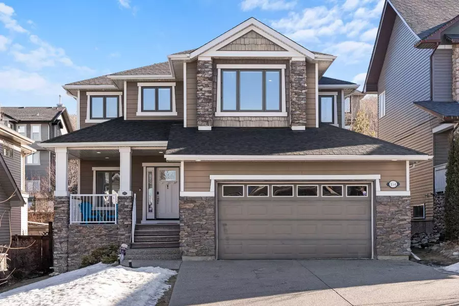 154 Crestridge WAY Southwest, Calgary, AB T3B 5Z4