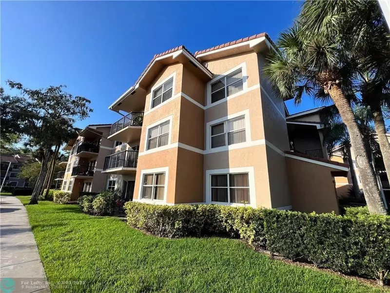 9055 Wiles Rd  #108, Coral Springs, FL 33067