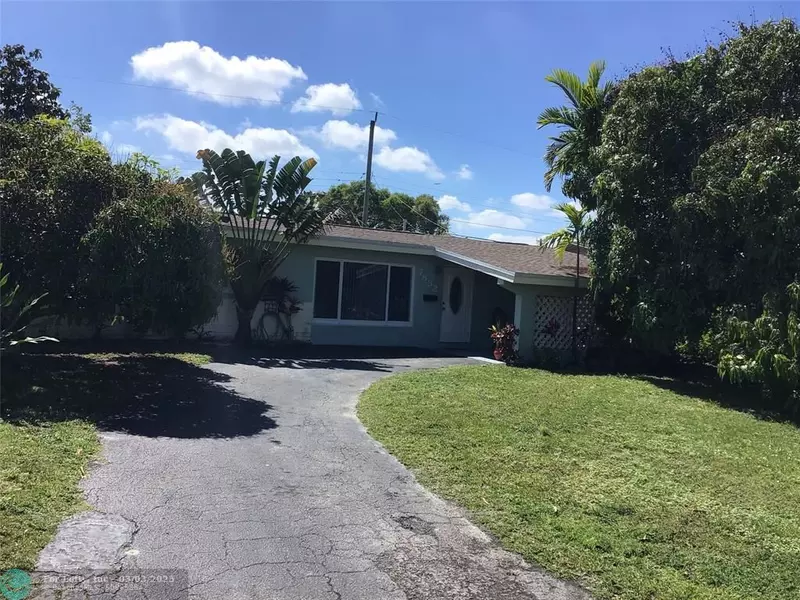 7832 Orleans St, Miramar, FL 33023