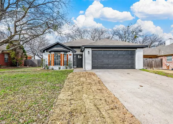 3111 Scenic Glen Drive, Mansfield, TX 76063