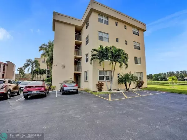 3241 Holiday Springs Blvd  #303, Margate, FL 33063