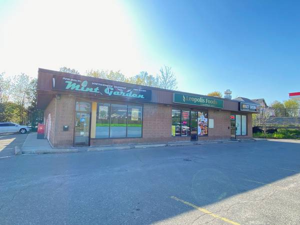 17830 Leslie ST, Newmarket, ON L3Y 3E5