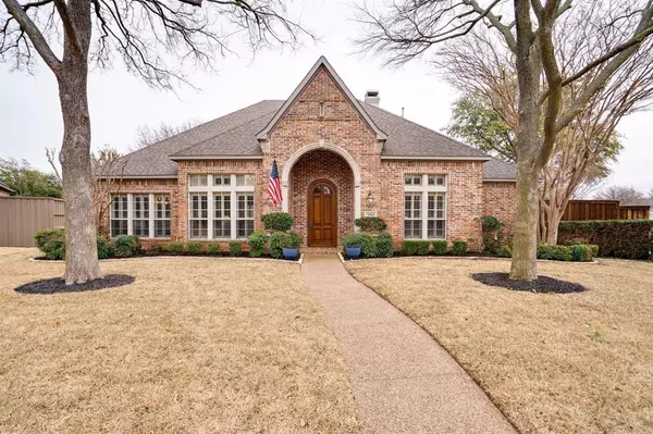 3304 Oak Hollow Drive, Plano, TX 75093