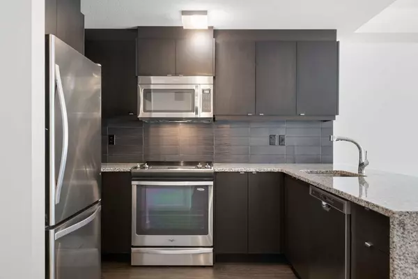 45 Aspenmont HTS Southwest #102, Calgary, AB T3H 0E6