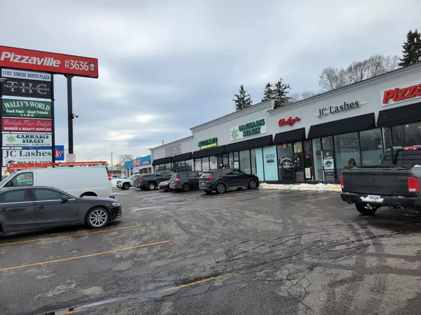 Oshawa, ON L1G 4W6,1100 Simcoe ST N #1-1A