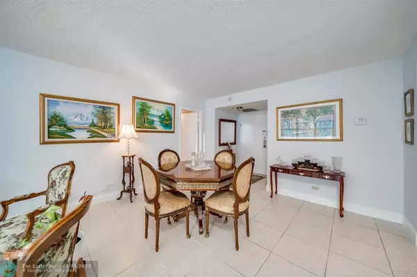 Sunny Isles Beach, FL 33160,231 174th Street  #1911