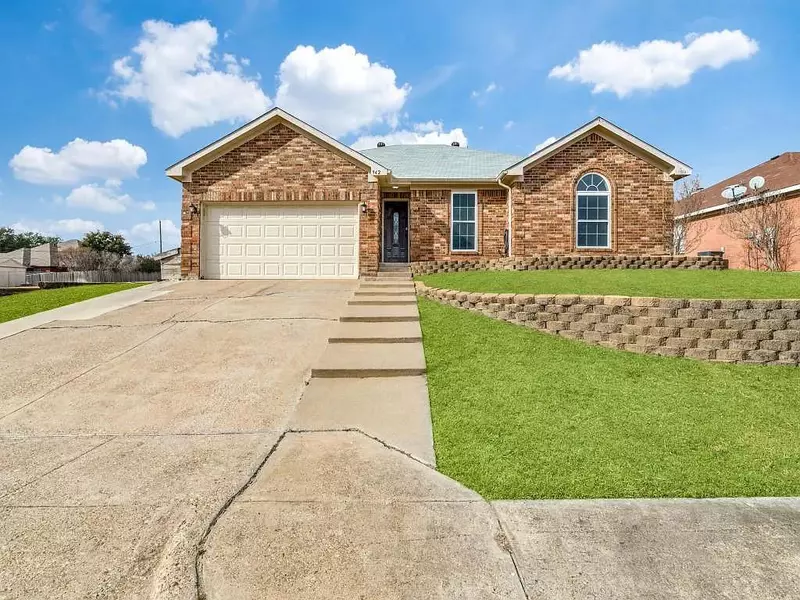 942 Jacobs Crossing Court, Burleson, TX 76028