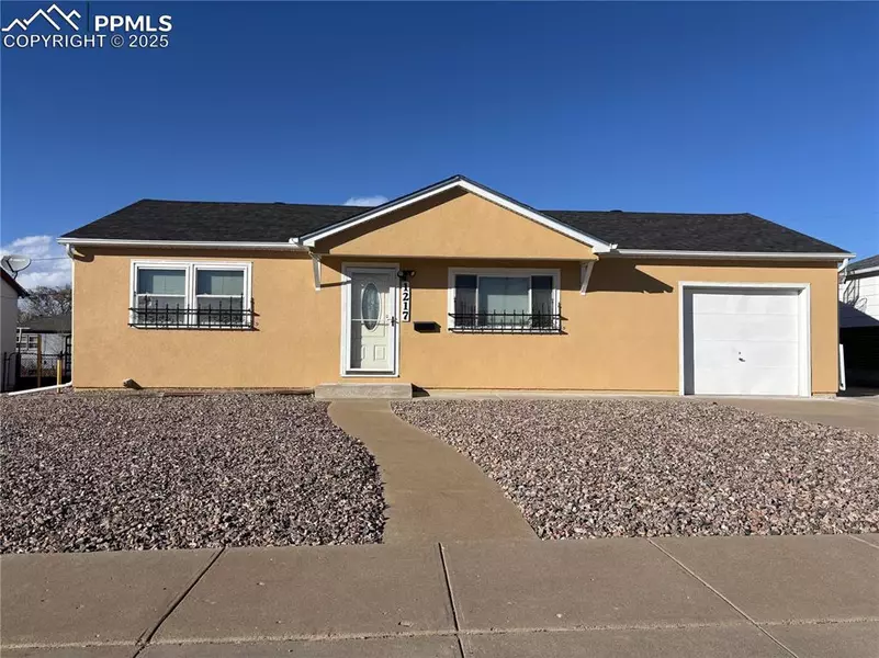 1217 Kennedy ST, Pueblo, CO 81001