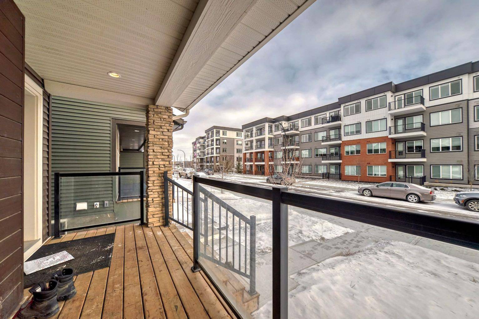 Calgary, AB T2X 4Y8,339 Wolf Creek WAY Southeast