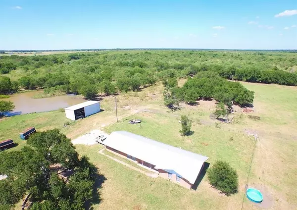 Hubbard, TX 76648,880 County Road 3369