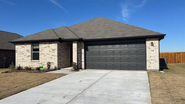 540 Ridgewood Drive, Van Alstyne, TX 75495