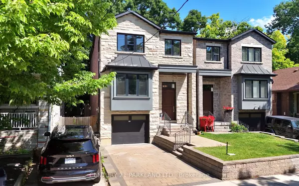 Toronto E02, ON M4C 1B7,112 Oakcrest AVE