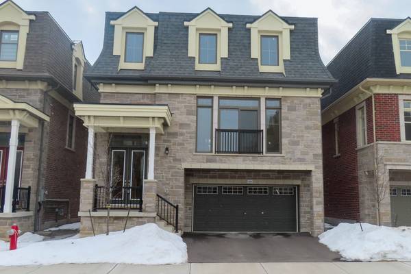 2163 Royal Gala CIR, Mississauga, ON L4Y 0H2