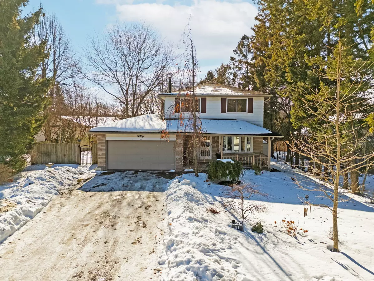 Clarington, ON L1B 1C3,51 James ST E