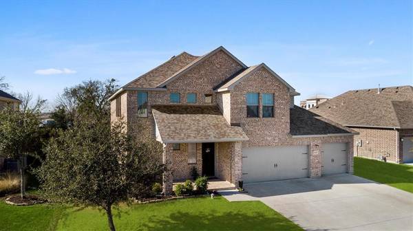 905 Little Gull Drive, Forney, TX 75126