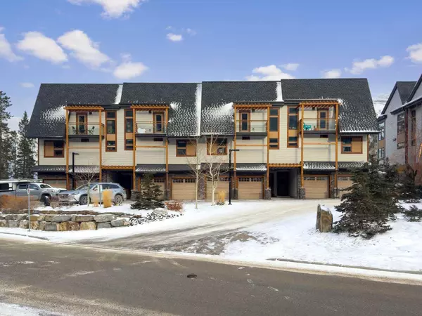 102 Stewart Creek Rise #104, Canmore, AB T1W 0E3