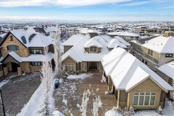 211 Aspen Ridge PL SW, Calgary, AB T3H 0J6