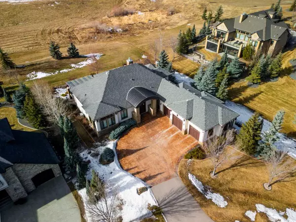 7 Heaver Gate, Heritage Pointe, AB T1S 4K1