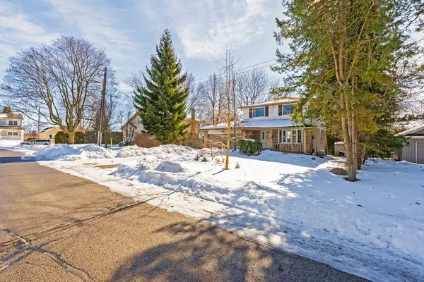 Clarington, ON L1B 1C3,51 James ST E