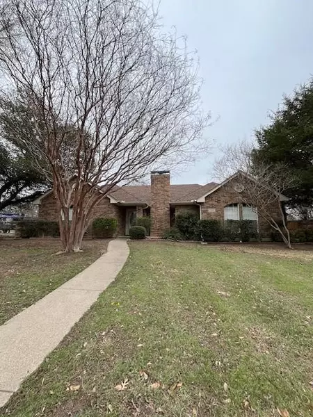 214 Pecan Creek Street, Red Oak, TX 75154